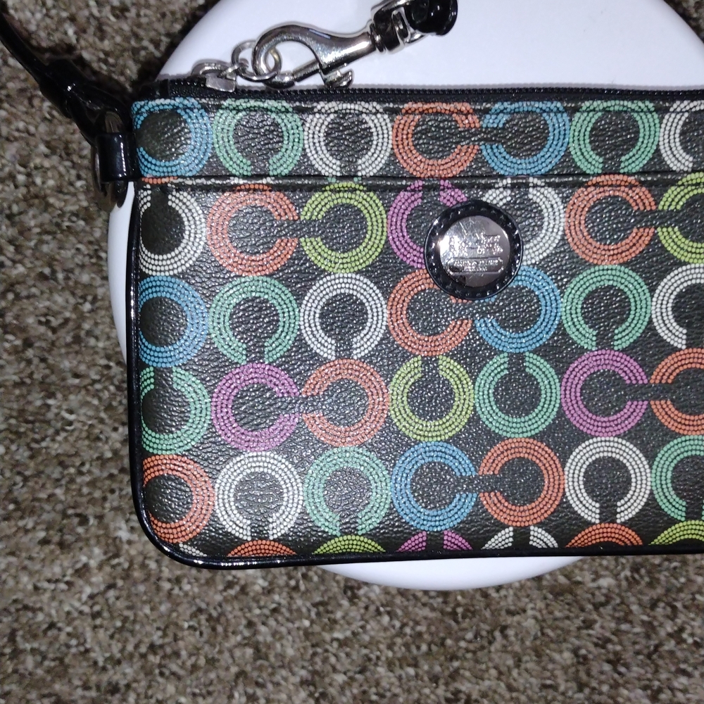 Coach DOTTED "C" Mulitcolor Wristlet NWOT - Picture 11 of 16